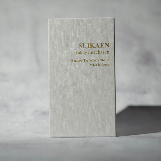 Suikaen — Bamboo Matcha Whisk, Green/White Thread